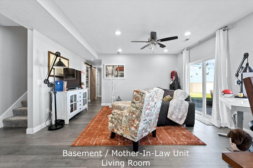 Building Photo - 3368 S Tytus Ln