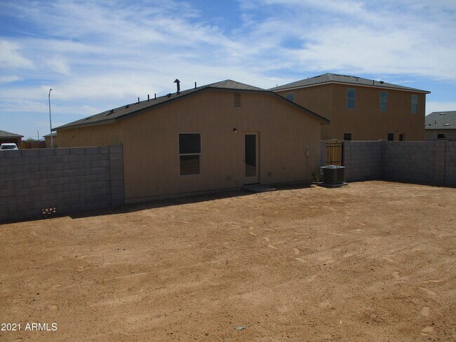 Building Photo - 200 Bobcat Way