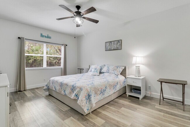 Building Photo - 8301 Mulligan Cir