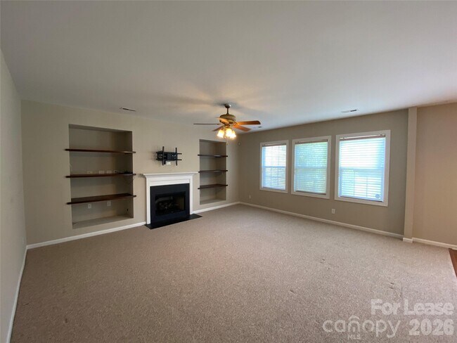 Building Photo - 13921 Daltrey Ln