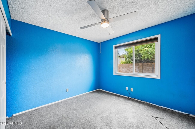 Building Photo - 610 N Rosemont Cir