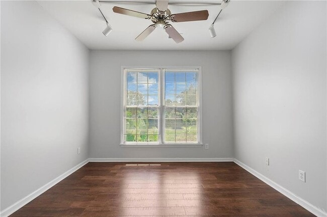 Building Photo - 7810 Brookwood Way