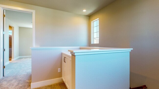 Building Photo - Bright and beautiful Home in Coffey Park! ...