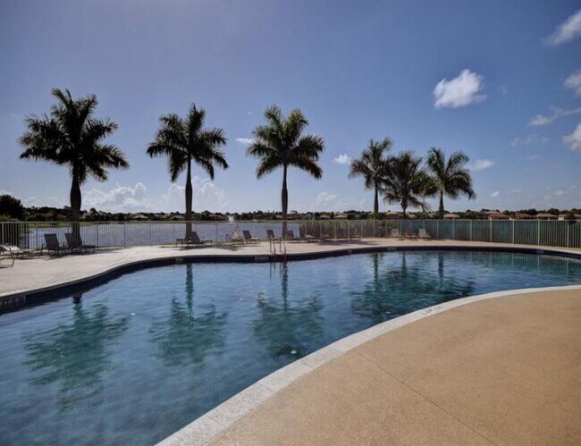 Building Photo - 6140 Santa Margarito Dr