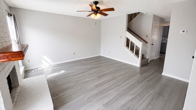 Building Photo - 11685 Alief Clodine Rd