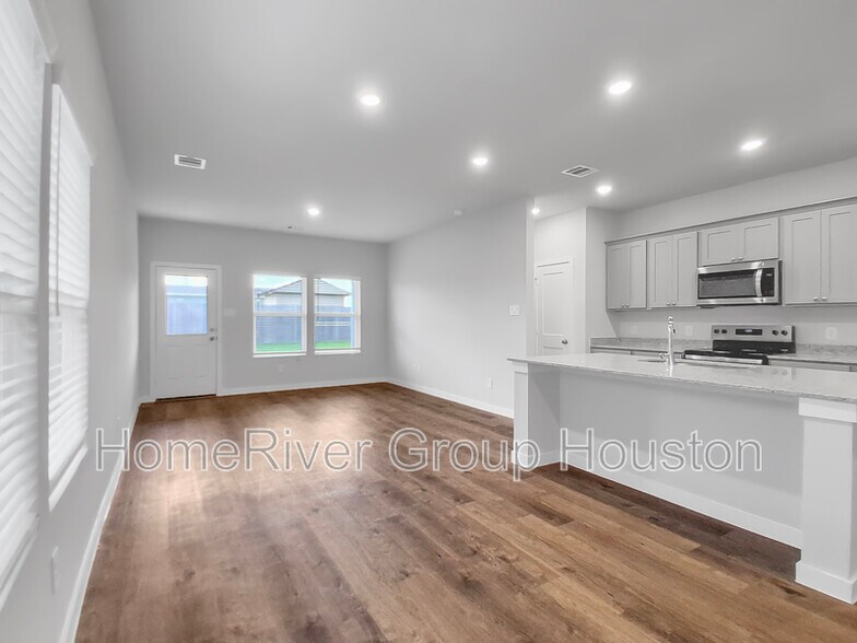 Building Photo - 17812 Lionheart Rd