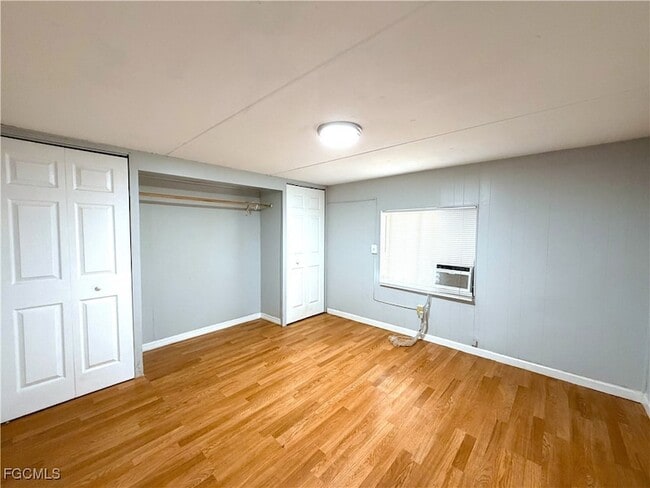 Building Photo - 240 State St