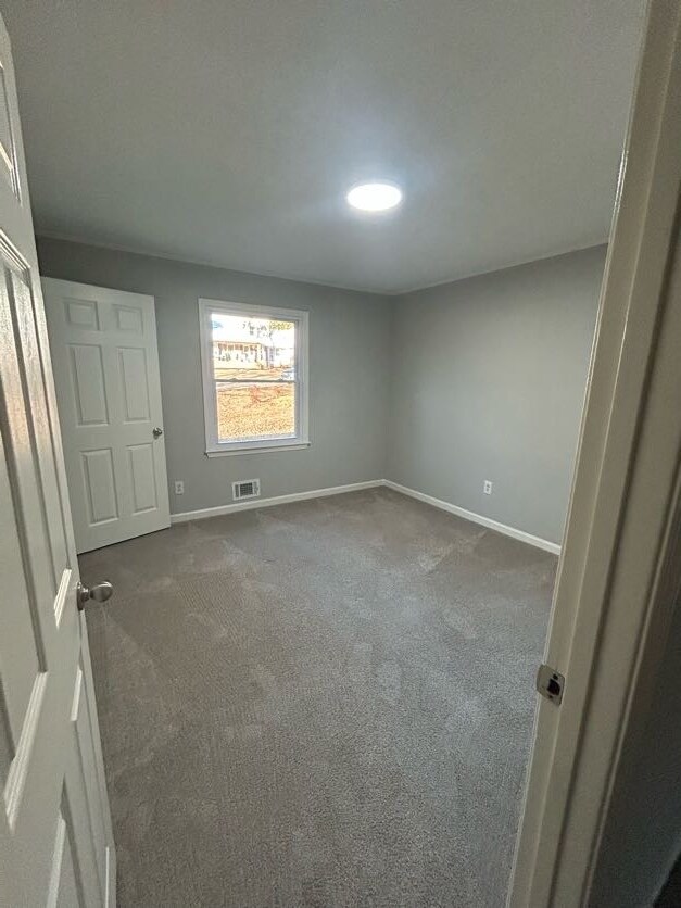 Building Photo - 190 Winston Dr