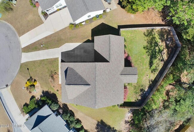 Building Photo - 455 Belvedere Dr