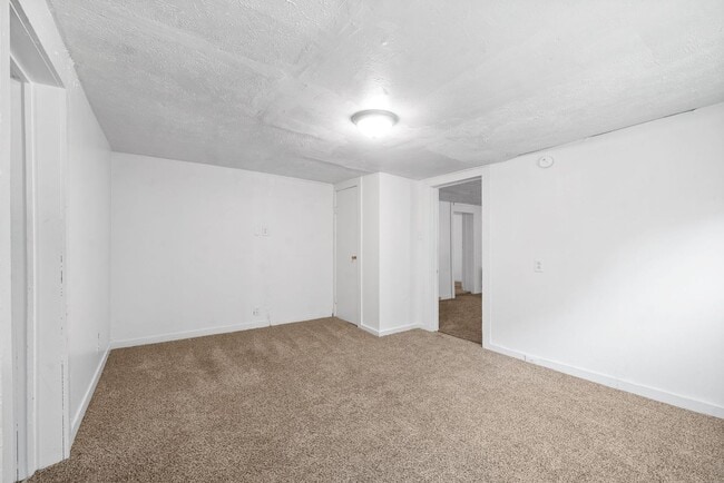 Building Photo - 1124 Palmyra Rd