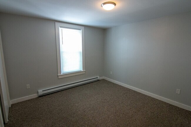 Building Photo - 21 Essex St