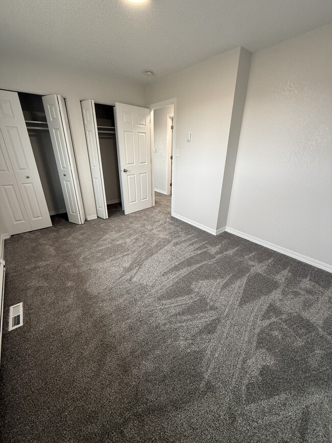 Building Photo - 6233 43rd St SW