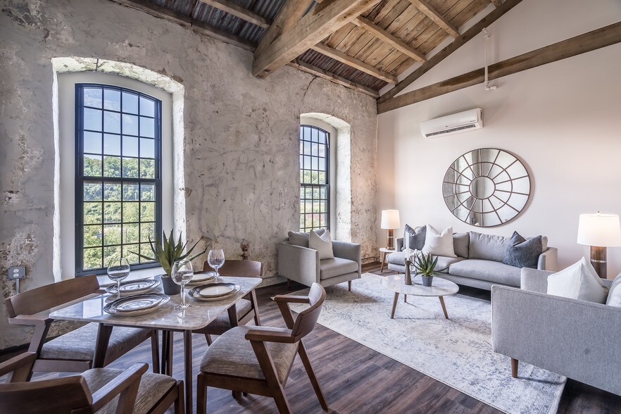 Building Photo - Yarn Factory Lofts