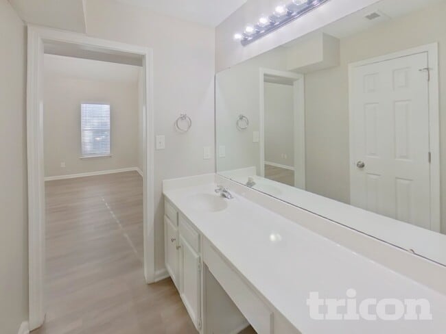 Building Photo - 2023 Westminster Ln