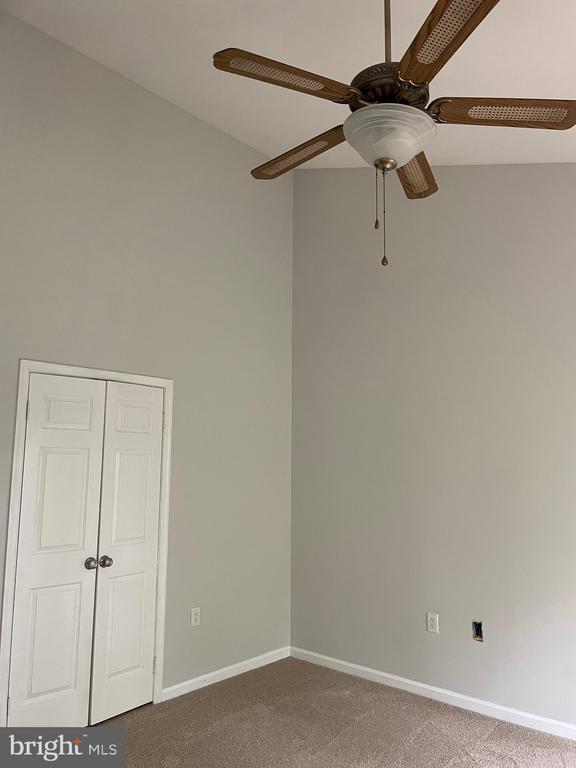 Building Photo - 8048 Hilliard Dr