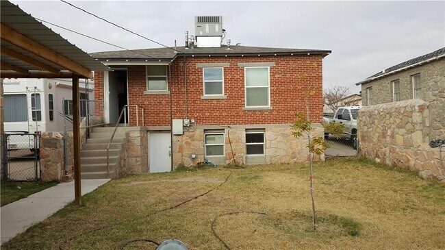 Building Photo - 4514 Bliss Ave