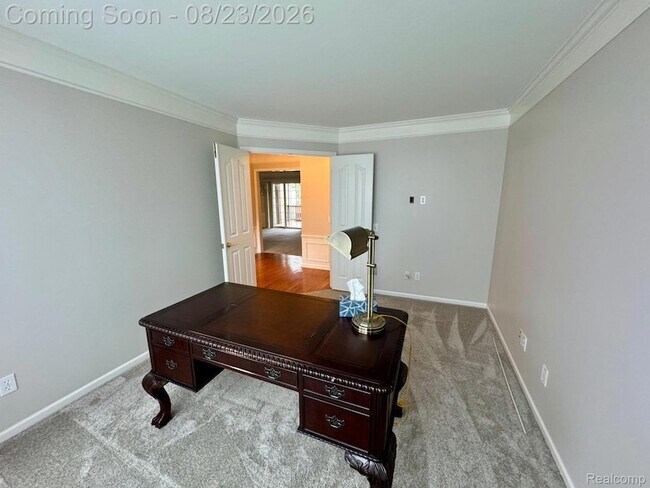 Building Photo - 39494 Village Run Dr