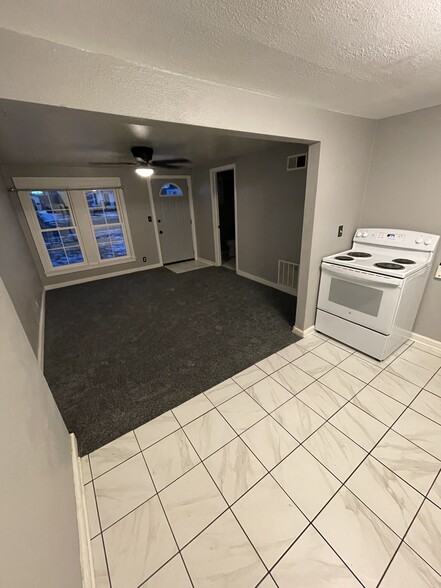 Building Photo - 1132 Margie St