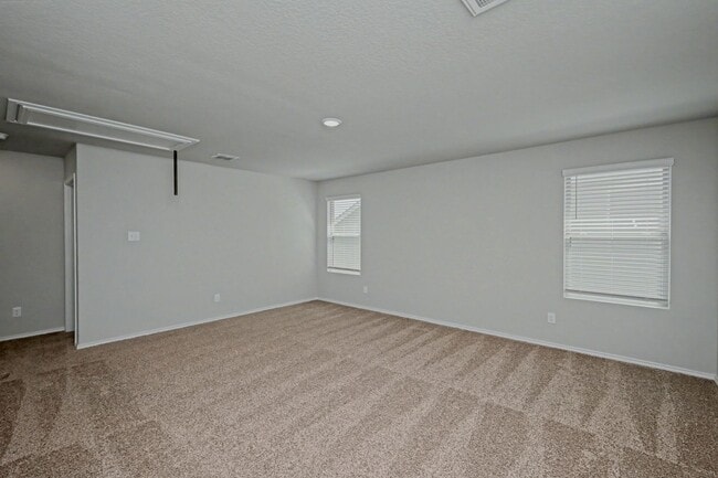 Building Photo - Spacious 2-Story Home w/ Open Floor Plan & Private Yard – St. Hedwig