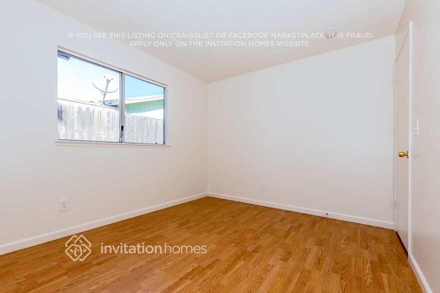 Building Photo - 7840 1st Draw Way