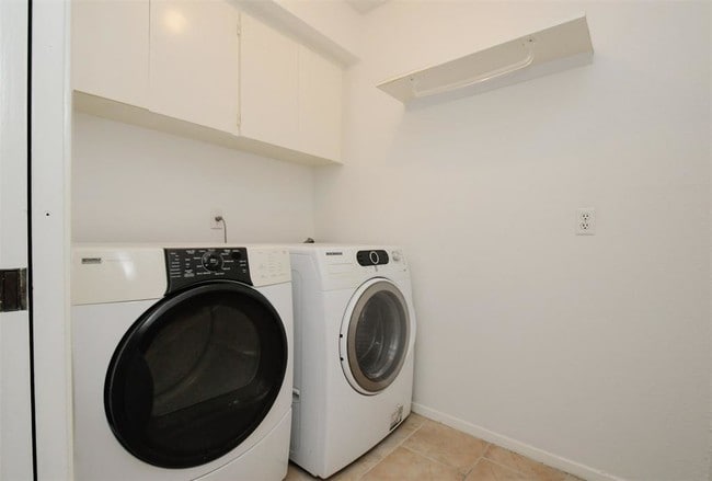 Building Photo - 4508 Medinah Pl