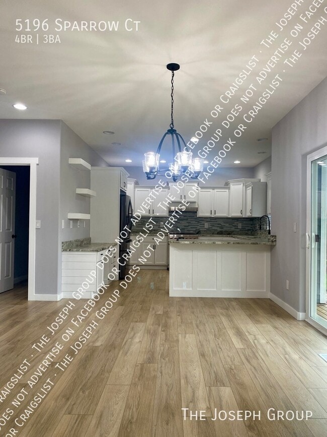 Building Photo - 5196 Sparrow Ct