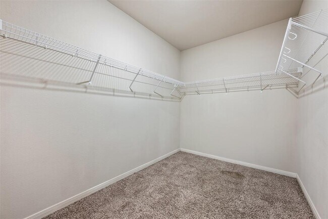 Building Photo - 817 Liberty Meadows Dr