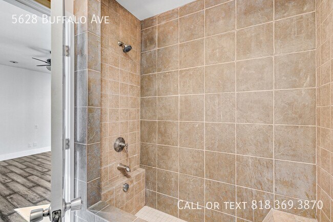 Building Photo - 5628 Buffalo Ave