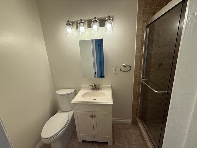 Building Photo - 316 Calle Miramar