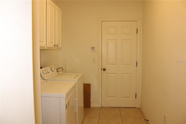 Building Photo - 11257 28th St Cir E