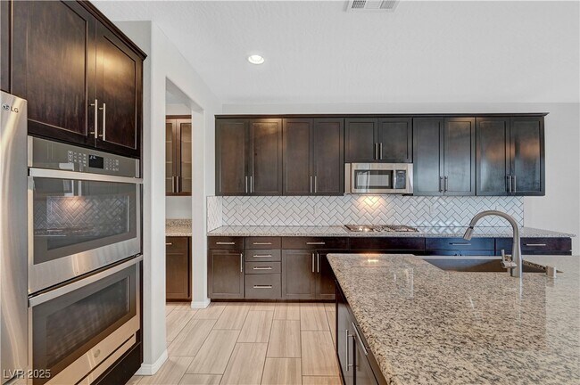 Building Photo - 5424 Kamilla Raen St