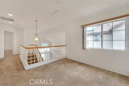 Building Photo - 864 Bramble Ln