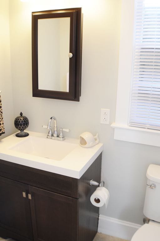 Vanity 1 - 15 Sires St