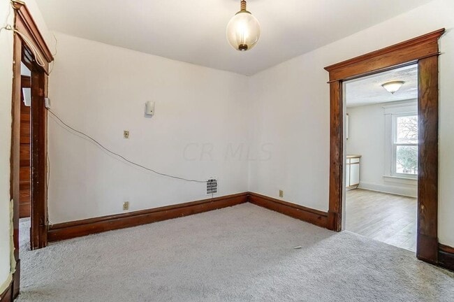 Building Photo - 888-890 Studer Ave
