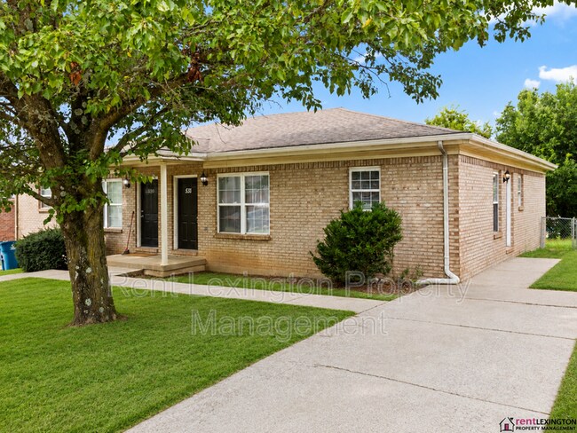 Building Photo - 531 Bell Pl Dr