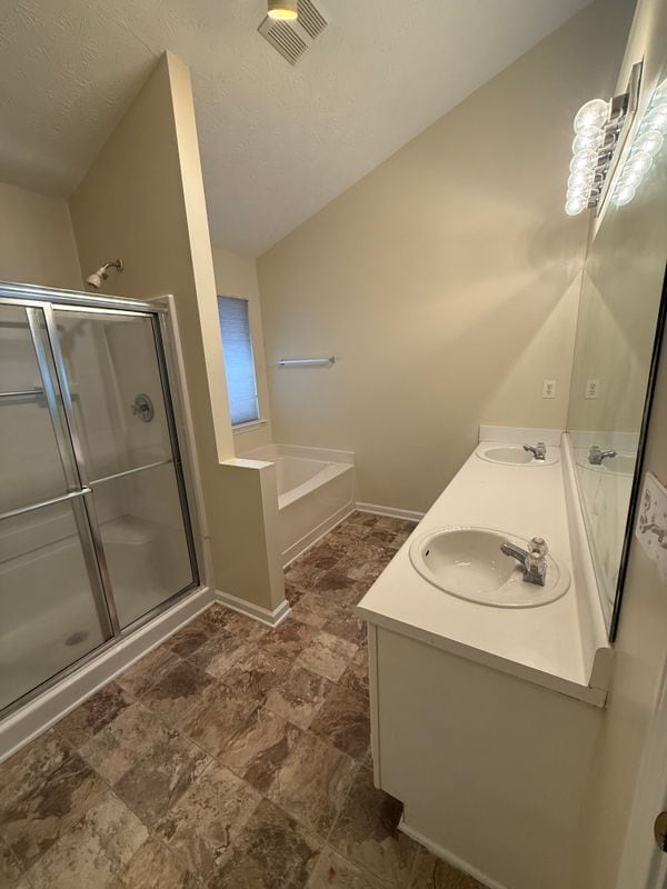 Building Photo - 5975 Hillvale Trail