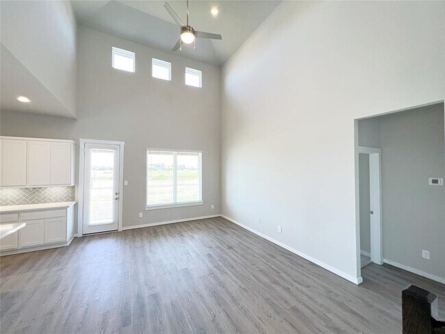 Building Photo - 3414 Royal Elk Ct