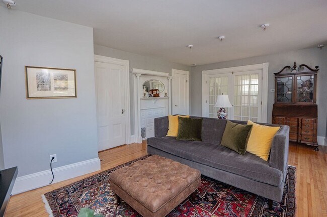 Building Photo - 57 Summer St