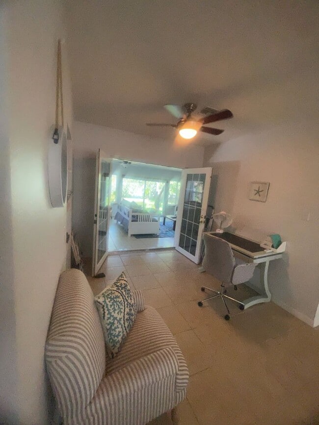 Building Photo - 428 Court St