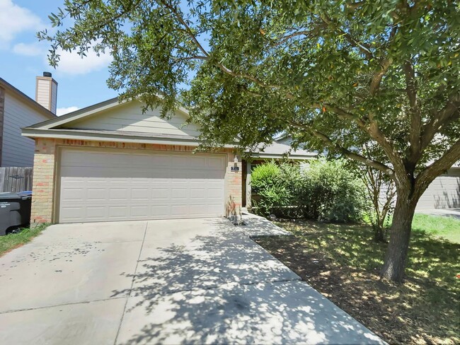 Building Photo - 3bd/2bath home with easy access to 410 and...