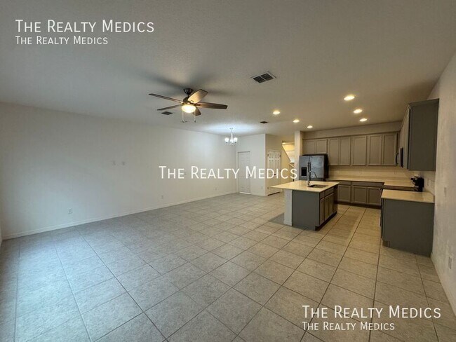 Building Photo - 7742 Bowery Dr