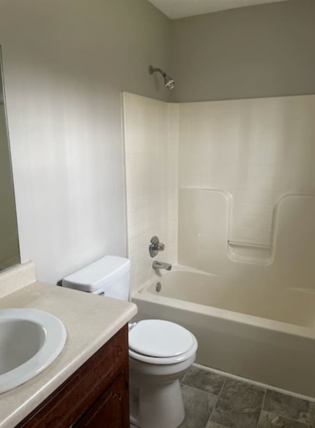 Building Photo - 440 Terrier Way