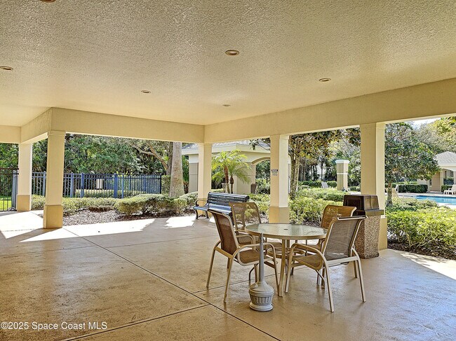 Building Photo - 3848 Lexmark Ln