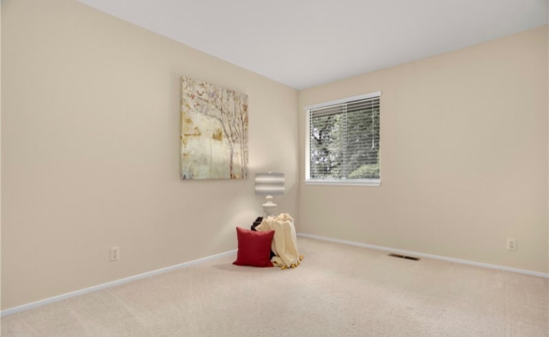 Building Photo - 1 143rd Ave SE