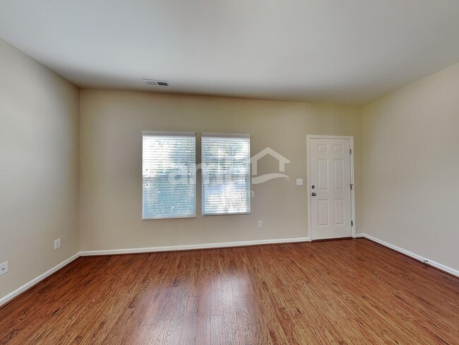 Building Photo - 116 Pickens Ln