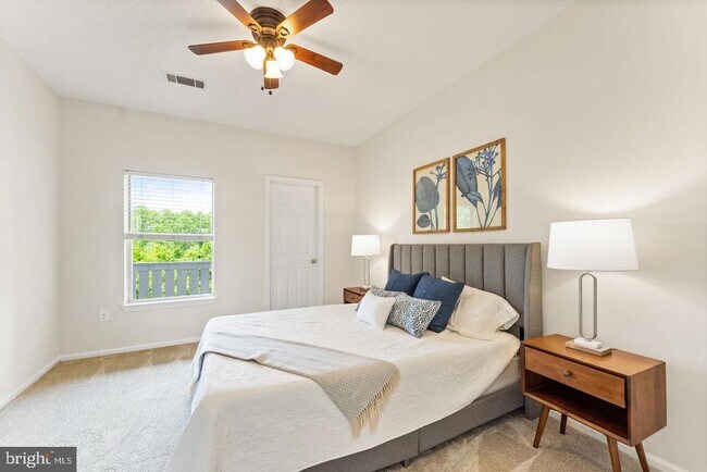 Building Photo - 14309 Climbing Rose Way