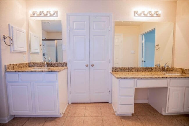 Building Photo - 187 Fairwind Trail Dr