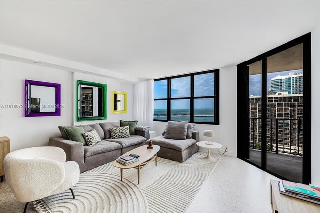 Building Photo - 1865 Brickell Ave