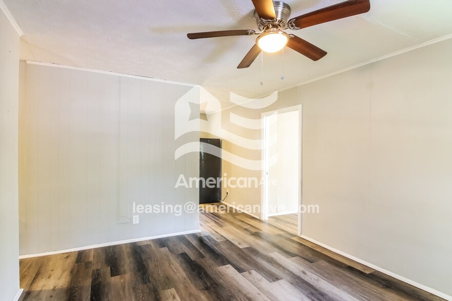 Building Photo - 1529 Buford Ave