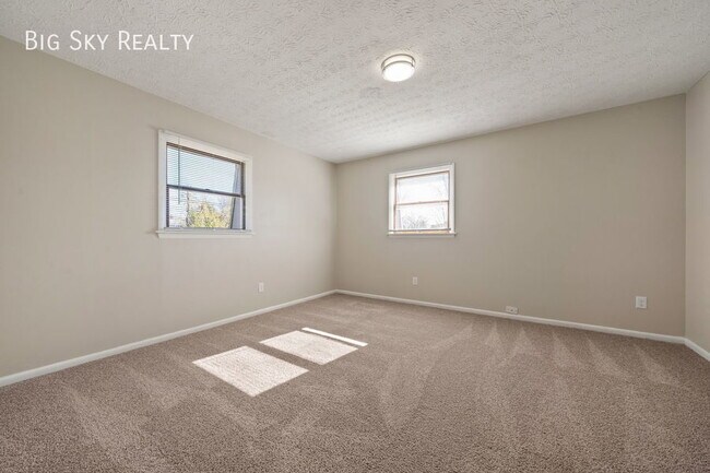 Building Photo - 110 North St